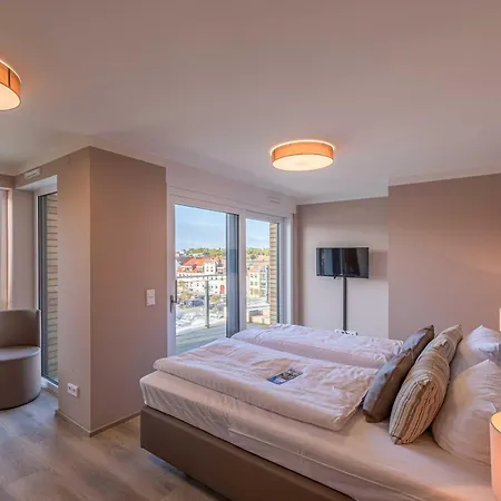 Entschleunigung - Mit Dachterrasse & Mueritzblick In Der Hafenresidenz
