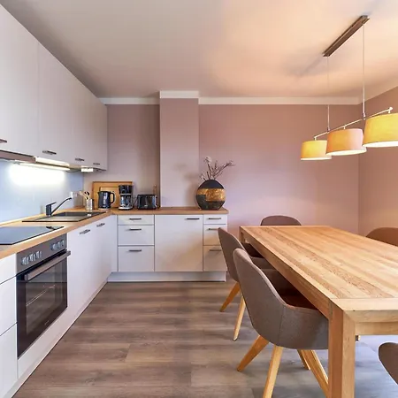 Apartment Entschleunigung - Mit Dachterrasse & Mueritzblick In Der Hafenresidenz Waren (Mueritz)