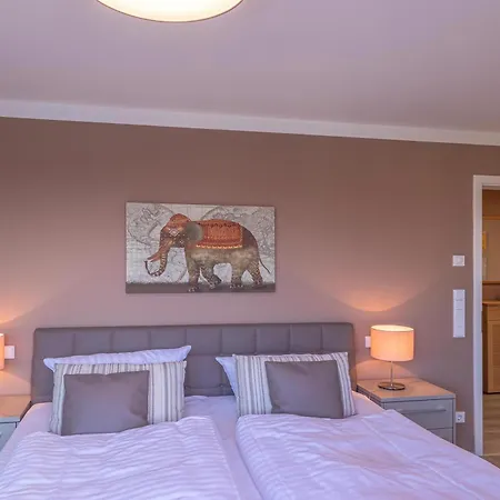 Entschleunigung - Mit Dachterrasse&müritzblick In Der Hafenresidenz * Waren (Müritz)