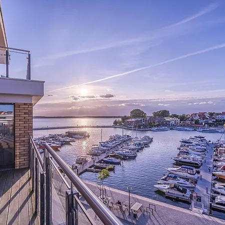 Entschleunigung - Mit Dachterrasse&müritzblick In Der Hafenresidenz Waren (Müritz)