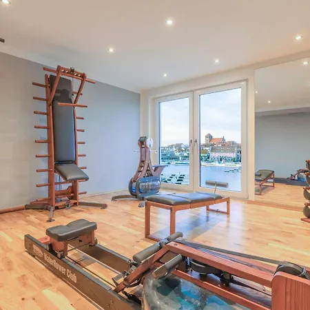 Entschleunigung - Mit Dachterrasse&müritzblick In Der Hafenresidenz * Waren (Müritz)